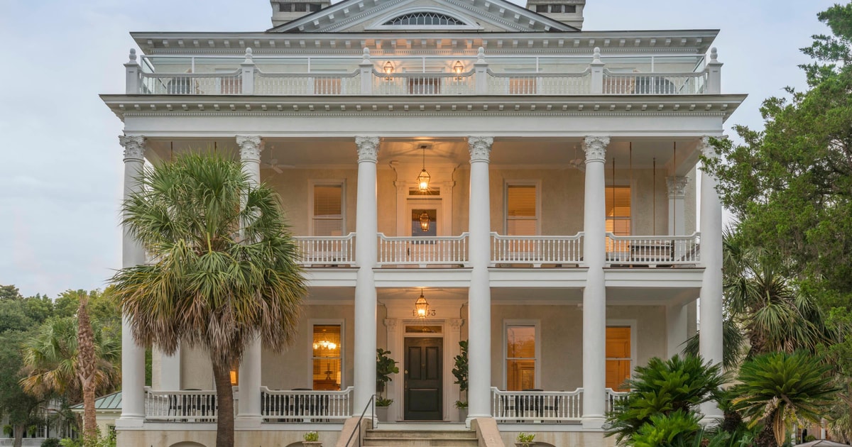 Beaufort Pat Conroy's Beaufort Tour by Golf Cart GetYourGuide