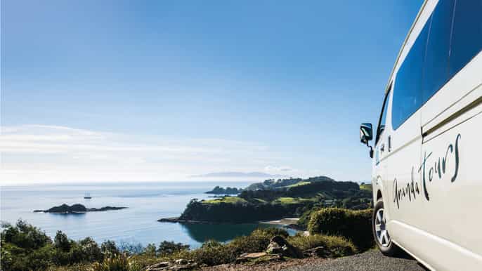 waiheke island wine tasting tour