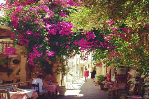 Chania: Old Town Highlights Private Tour with Street Food