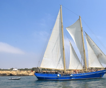 Ab Vilamoura: 3-stündiger Segeltörn an der Algarveküste