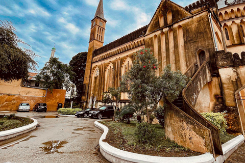 Stone Town Walking Tour With Local Expert GuideShared Walking Tour