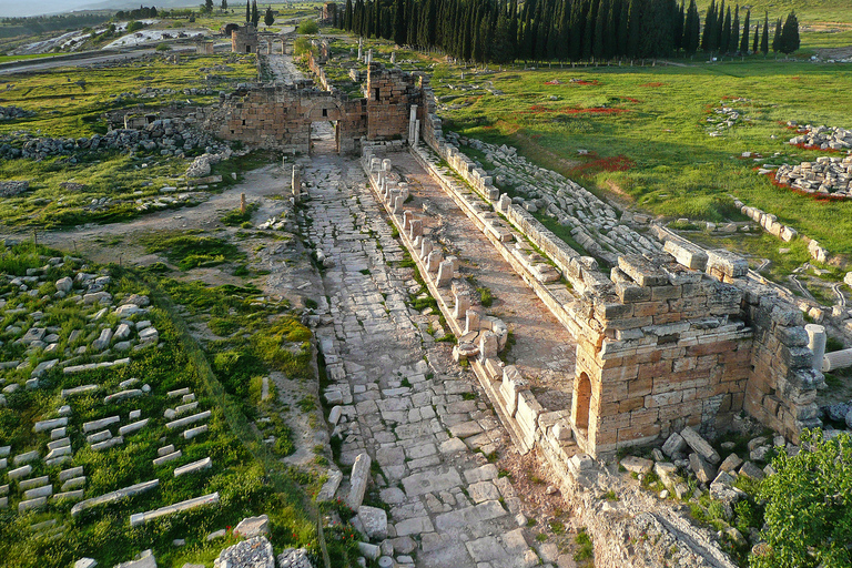 Antalya: tour privado de Pamukkale antiguo y Hierápolis