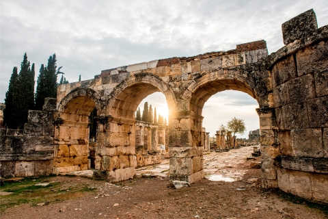 Antalya: visite privée de l'ancienne Pamukkale et de Hiérapolis