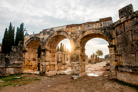 Antalya: tour privado de Pamukkale antiguo y Hierápolis