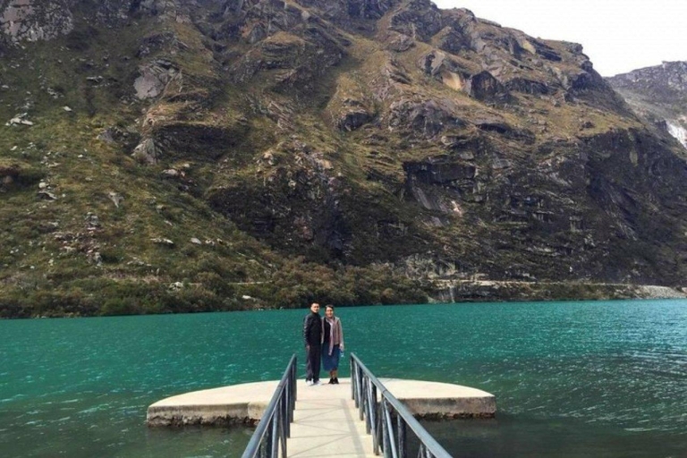 Huaraz : Excursion d'une journée au lac LlanganucoVisite privée avec guide anglophone et déjeuner