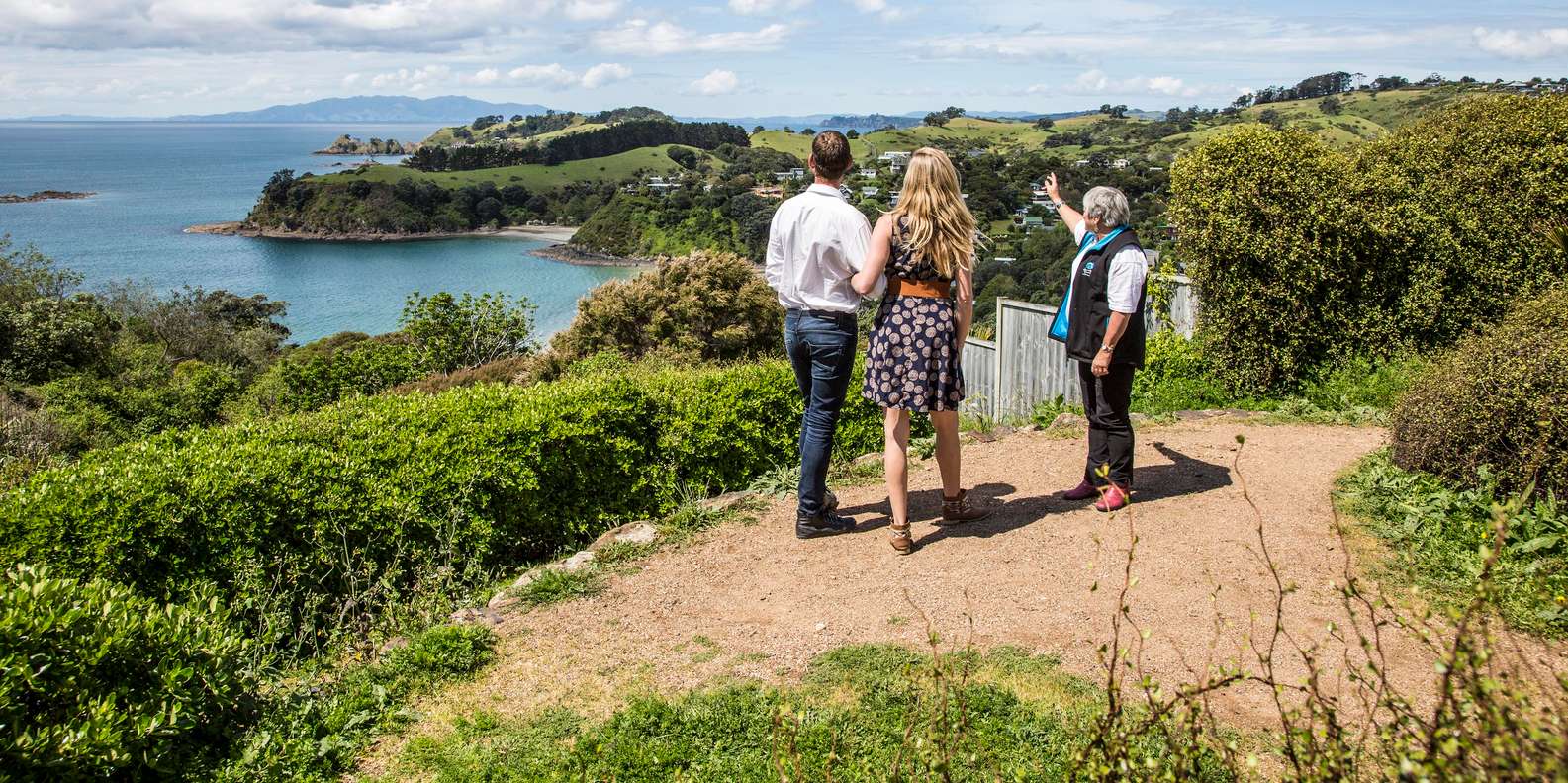 Waiheke Island Premium Food Wine Tour With Platter Lunch Getyourguide Waiheke Island Premium Food Wine Tour