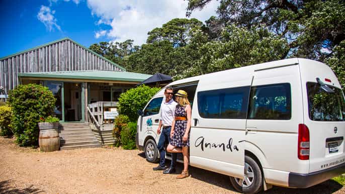 waiheke island afternoon small group wine tour with lunch