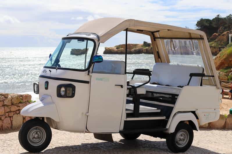 Albufeira: Beach, Old Town & Falesia Electric Tuk Tuk Tour