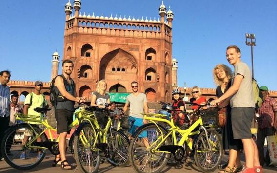 Old Delhi: 3,5-stündige Radtour in kleinen Gruppen mit Frühstück