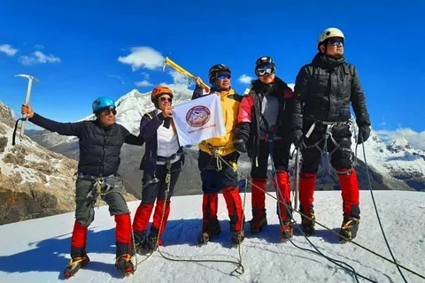 Huaraz : Excursion d'une journée à l'ascension du Nevado Mateo