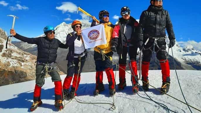 huaraz excursión de escalada de día completo al nevado mateo