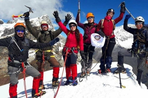 Huaraz : Excursion d'une journée à l'ascension du Nevado MateoHuaraz : Nevado Mateo - Service de groupe à la journée