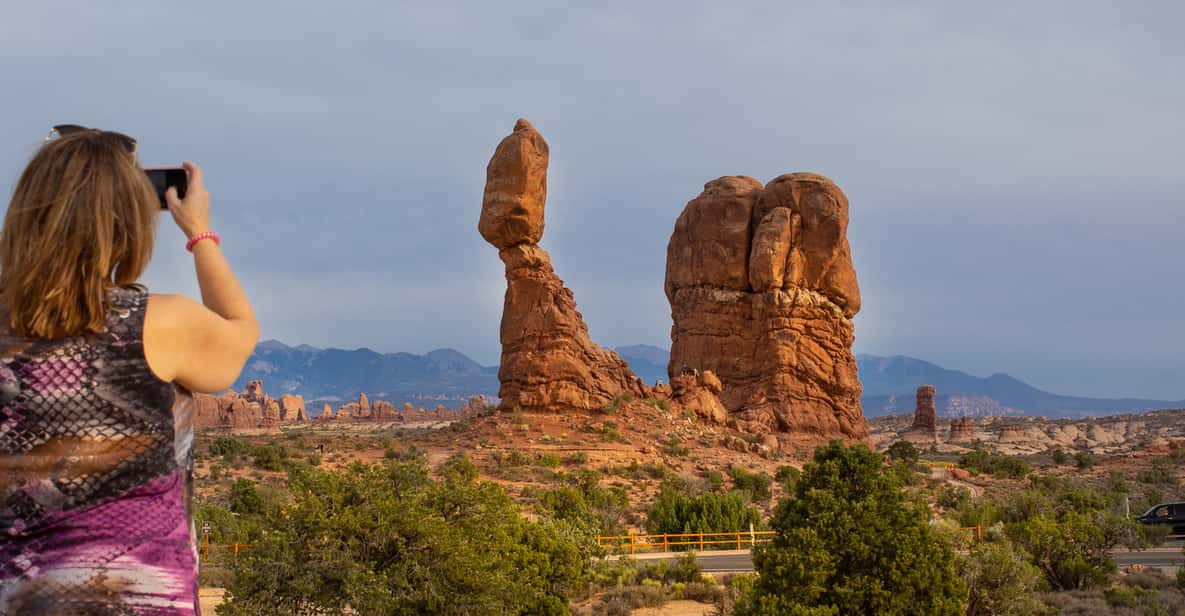 From Salt Lake City: Private Tour of Arches National Park