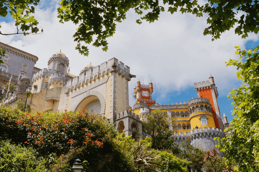Von Lissabon: Sintra, Pena-Palast und Quinta da Regaleira. Foto: GetYourGuide
