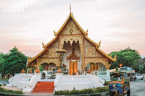 Chiang Mai: tour privato in tuk tuk dei templi della città con prelievo