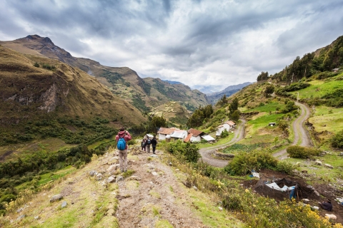 Huaraz: Pastoruri Glacier Day TripWspólna wycieczka z hiszpańskojęzycznym przewodnikiem