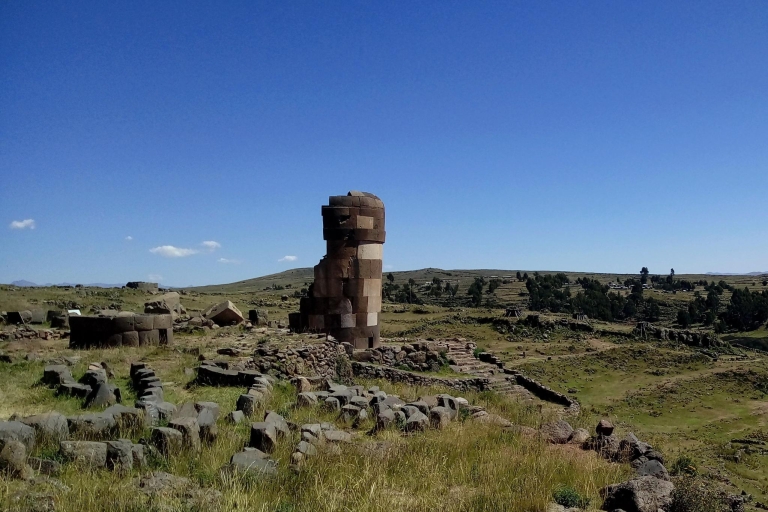Z Puno: Grobowce Sillustani i punkt widokowy PumaZ Puno: Grobowce Sillustani i półdniowa wycieczka Atuncolla
