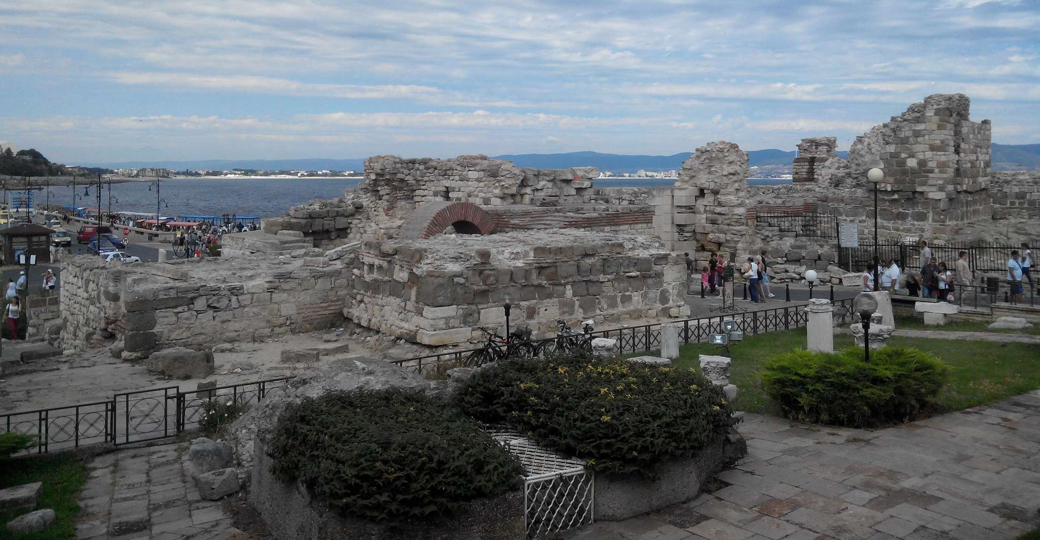 Nessebar, 4 heures d'excursion en bateau, y compris la pêche, le déjeuner et les boissons - Hizvo