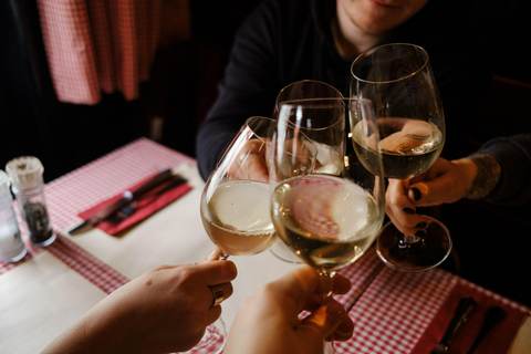 Belgrad: 3-stündiger Spaziergang mit lokaler Weinprobe