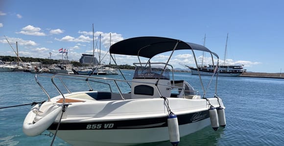 Vodice: Private Bootsvermietung im Archipel von Šibenik
