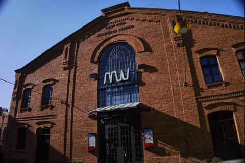 Warsaw: Private Neon Museum and Vodka Museum Tour