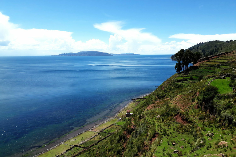 Desde Puno: Excursión de 2 días a los Uros, Amantaní y las Islas Taquile