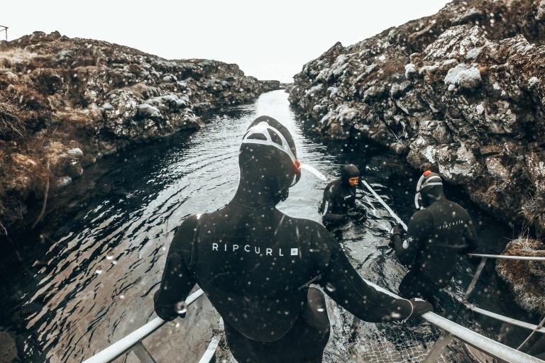 De Reykjavik : snorkeling à Silfra avec photos sous-marinesOption combinaison étanche