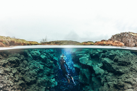 De Reykjavik : snorkeling à Silfra avec photos sous-marinesOption combinaison étanche