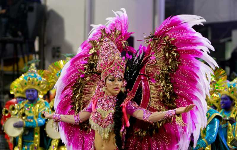 São Paulo Experiencia del Desfile de Samba del Carnaval GetYourGuide