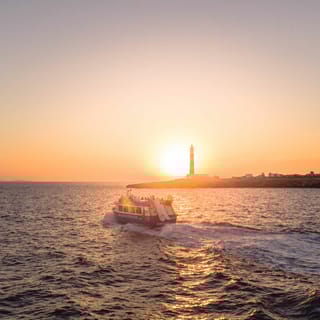 Cala'n Bosch: excursão turística ao pôr do sol de 2 horas