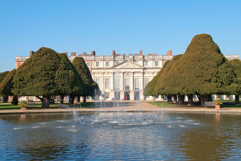 Vanuit Londen: Windsor Castle en Hampton Court PalaceRondleiding in het Engels inclusief toegang tot Windsor Castle