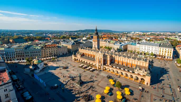 krakow tour by electric car optional schindler’s factory