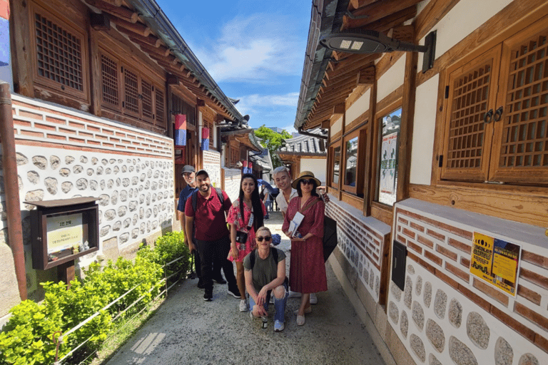 Séoul : visite à pied du patrimoine du palais DeoksugungVisite privée avec guide historique anglophone