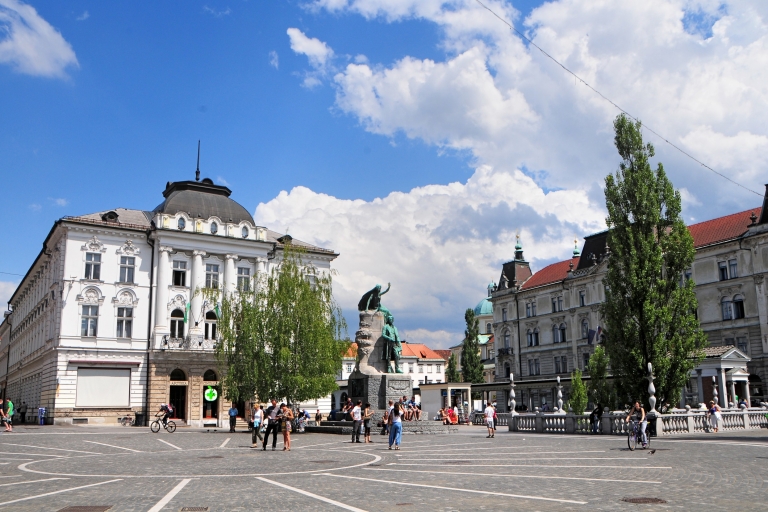 Lublana: Prywatna piesza wycieczka po Starym MieściePrywatna piesza wycieczka po Starym Mieście w Lublanie