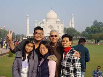 Agra: 3-stündiger privater geführter Rundgang durch das Taj Mahal Agra: 3-stündiger privater geführter Rundgang durch das Taj Mahal