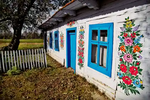 From Krakow: Malopolska, Bochnia, Zalipie & Tarnow Tour