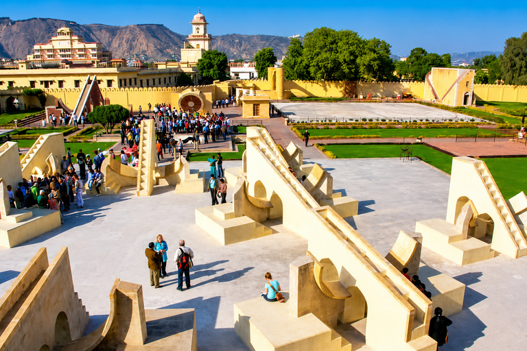 Jaipur, Jodhpur or Jaisalmer Multi-Day Trip with Safari