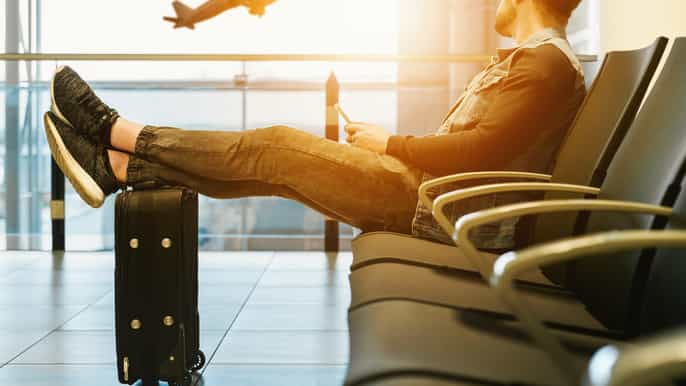 perth airport shared transfer between cbd or fremantle