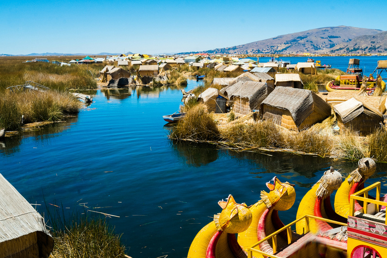 Au départ de Puno : Circuit de 2 jours des îles Uros, Amantaní et Taquile