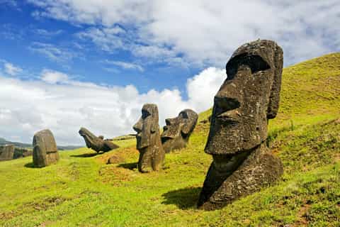 Easter Island: Moai Sites and Anakena Beach Private Tour
