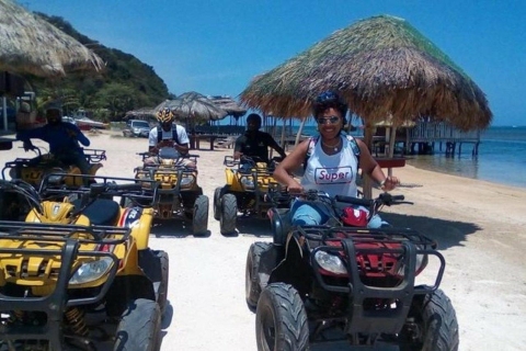 Roatán: ATV, Zip Line, Wildlife Sanctuary and Beach ClubWycieczka z odbiorem hotelu