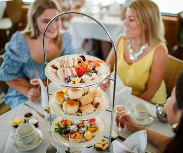 Sydney: Relaxing High Tea Cruise on Sydney Harbour