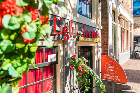 Amsterdam: Museo Red Light Secrets e crociera di 1 oraAmsterdam: Red Light Secrets Museum e crociera sui canali