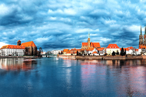 Wroclaw: City of 100 Bridges 4-Hour Private City TourTour in English, Spanish, German, Russian, Polish