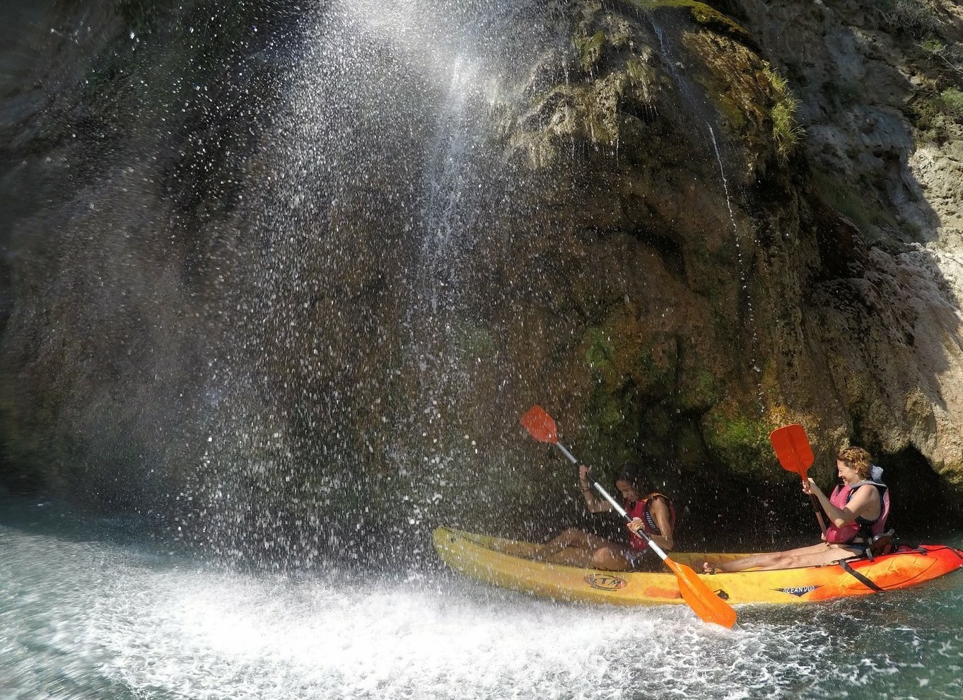 Nerja: Guidet tur i kajak til Nerja-klipperne og Maro-vandfaldet