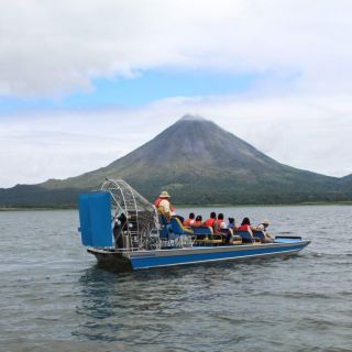 La Fortuna: Arenal Lake Airboat Combo Tours