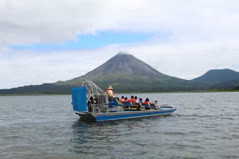 La Fortuna: Arenal Lake Airboat Combo Tours