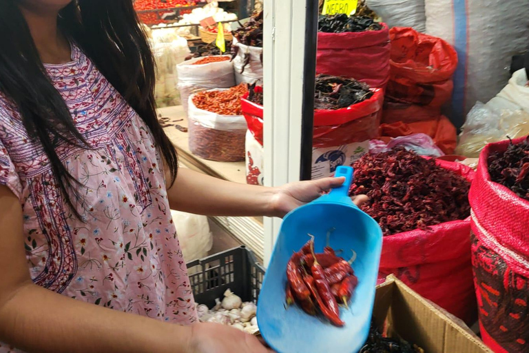 Mexico: Salsa Making Class in a Market with a Chef