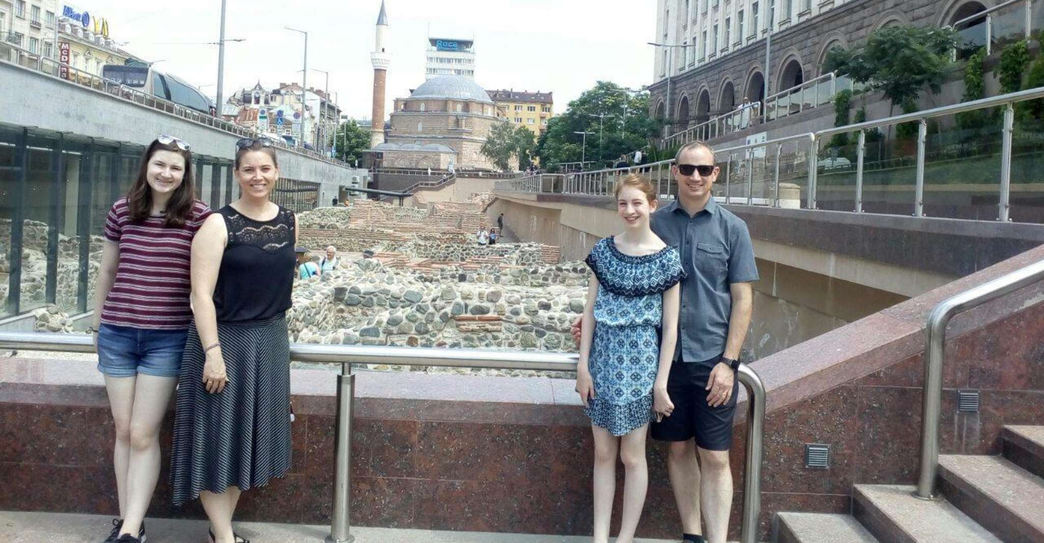 Sofia, 2-uurs rondleiding door de stad met Gourmet Lunch - Hizvo