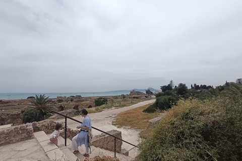 La Goulette Stopover: Grand Tour of Tunisia, Starters & Lunch Included La Goulette Stopover: Grand Tour of Tunisia & Lunch